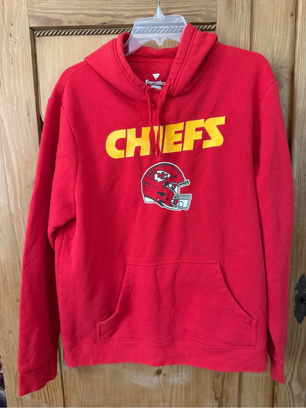 Fanatics Red Kansas City Chiefs Mahomes Crewneck Sweatshirt with Yellow Logo
